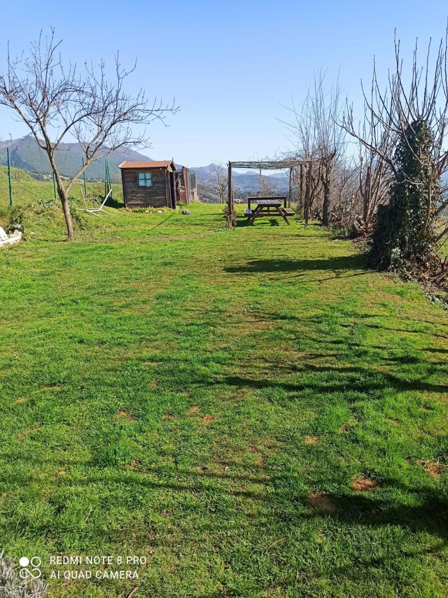 Alojamiento Compartido Cantroncxic San Pedro de Torelló Kültér fotó